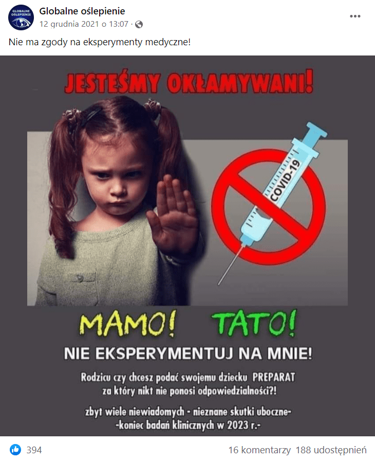 Zrzut ekranu wpisu z załączoną grafiką, na której znajduje się mała dziewczynka przestrzegająca przed szczepieniami przeciw COVID-19. Na post zareagowało ponad 390 osób, a ponad 180 udostępniło go na swoich tablicach.
