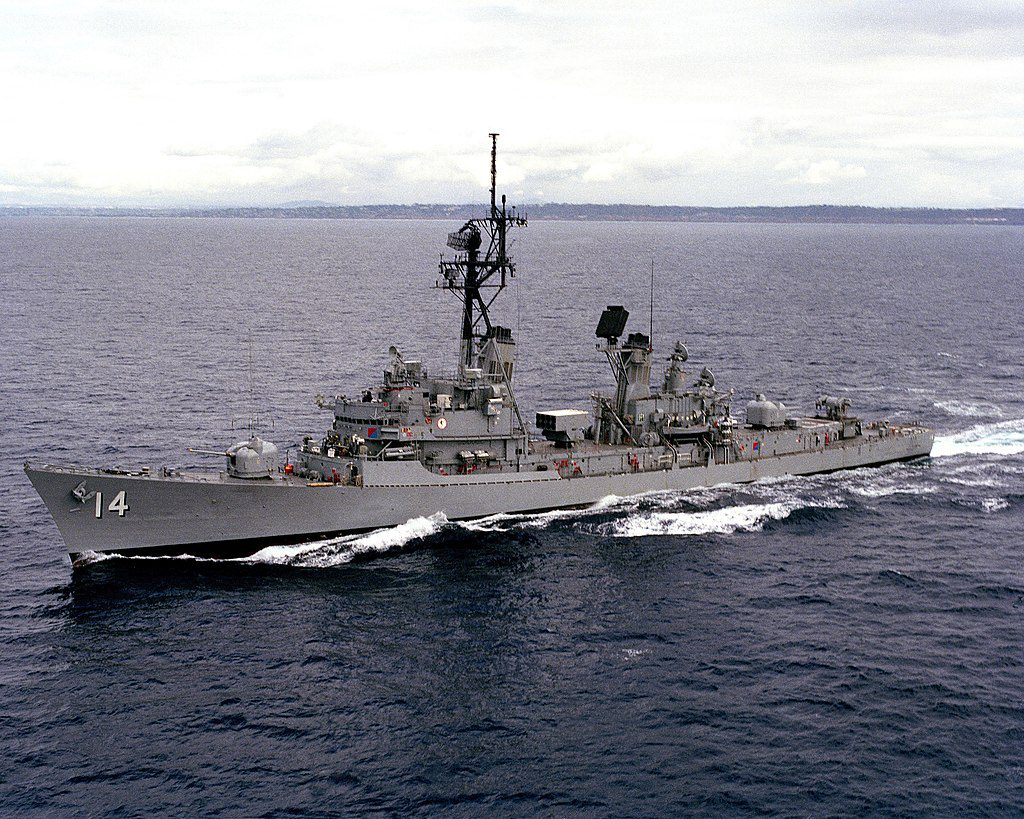 Zdjęcie przedstawiające okręt marynarki wojennej USA USS Buchanan