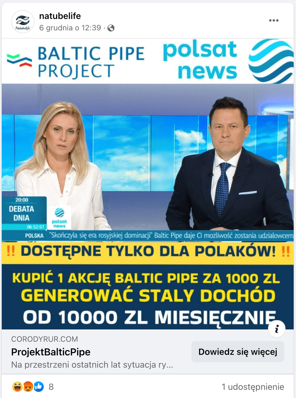 Zrzut ekranu omawianego posta na Facebooku. W kadrze są dziennikarze Polsatu News: kobieta w białej koszuli oraz mężczyzna w ciemnogranatowym garniturze i niebieskim krawacie w białe kropki. Poniżej znajduje się pasek z informacjami. 