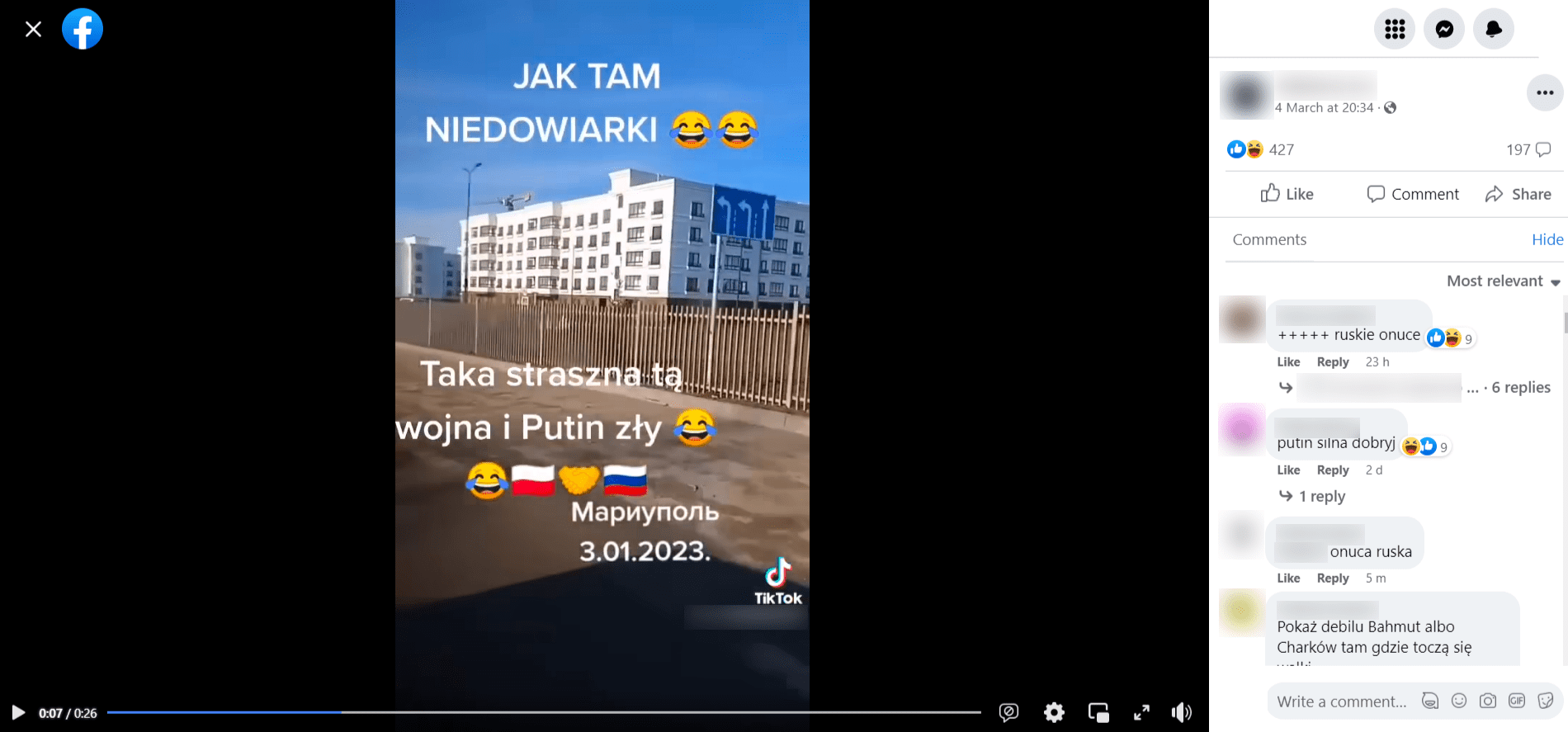 Zrzut ekranu z filmu na Facebooku. Na pierwszym widzimy białe nowoczesne budynki mieszkalne, na drugim zielono-szare. Na nagraniu umieszczono napisy „JAK TAM NIEDOWIARKI” oraz „Taka straszna tą wojna i Putin zły”.