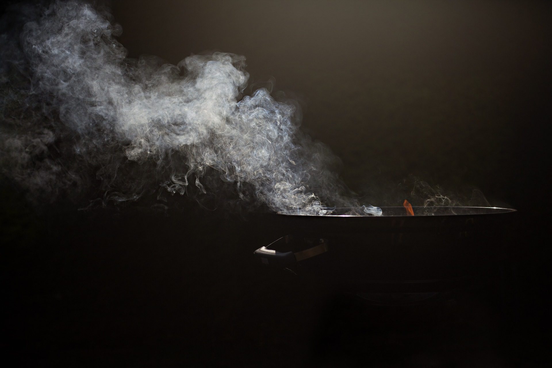 Czy są dymy lepsze i gorsze dla zdrowia? 5 faktów o spalaniu