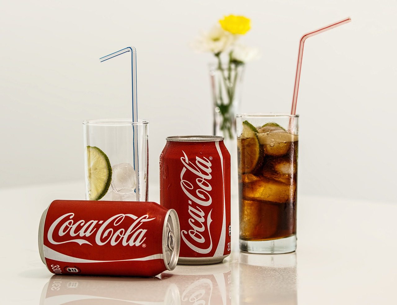 Coca-Cola rozdaje porysowane lodówki? To oszustwo