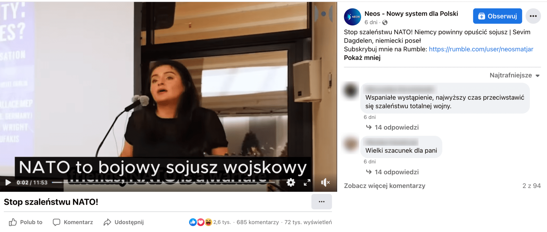 Zrzut ekranu posta na Facebooku, do którego dołączono film. W kadrze, przy mównicy stoi ciemnowłosa kobieta w czarnej bluzce z krótkim rękawem. W tle znajduje się tablica, na obraz z rzutnika.