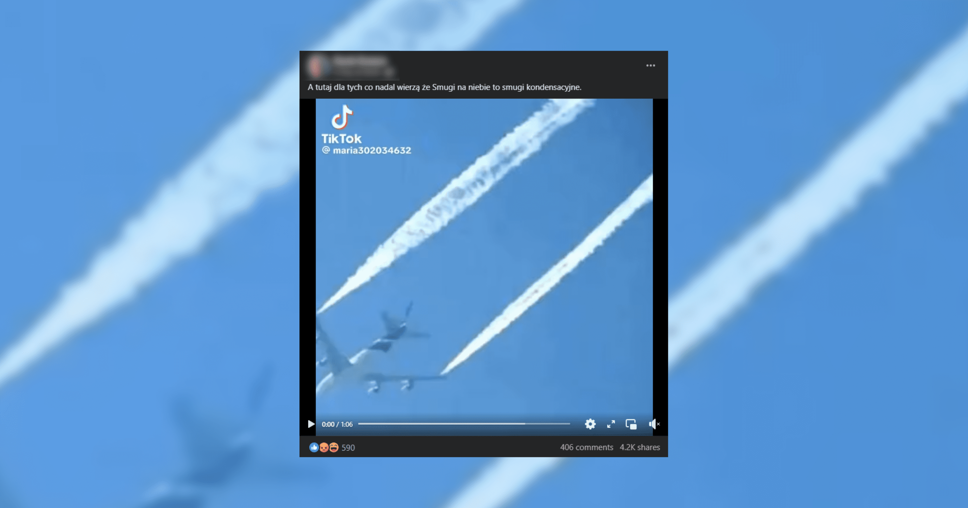 Screenshot posta o treści „A tutaj dla tych co nadal wierzą że Smugi na niebie to smugi kondensacyjne” z obrazkiem smug chemicznych za samolotem